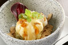 料理メニュー写真&nbsp;和ニラアイス～きな粉と黒蜜掛け～