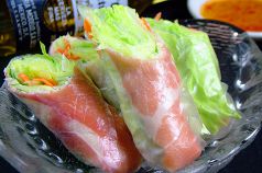 料理メニュー写真&nbsp;ズワイガニの生春巻き