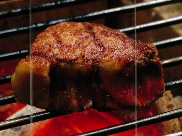 エルトロ神戸 炭焼ステーキのおすすめ料理1