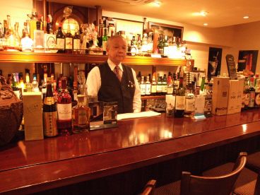 バー BAR 日下部の雰囲気1