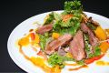 料理メニュー写真&nbsp;フランス鴨胸肉のロースト　カシスの甘酸っぱいソース
