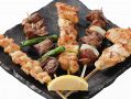 料理メニュー写真&nbsp;国産鶏の焼鳥盛合せ（たれ・塩）