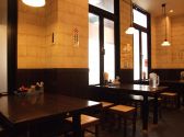 六角家 横浜家系ラーメン 御徒町店の雰囲気3