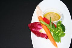 料理メニュー写真&nbsp;季節の野菜、根菜などのバーニャカウダサラダ