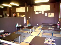 向宿餃子 本店の雰囲気1