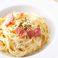 料理メニュー写真&nbsp;3種のチーズの濃厚なカルボナーラスパゲティー