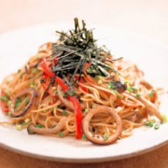 料理メニュー写真 昔ながらのナポリタン / 真イカ沖漬けパスタ