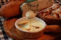 料理メニュー写真 いろんなチーズクリームフォンデュ