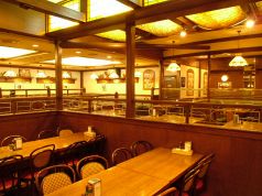 シェーキーズ 吉祥寺店の雰囲気1