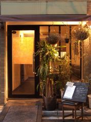 トラットリア ラ グロッタ TRATTORIA LA GROTTAの雰囲気1