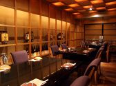 テーブル1列で16~24名様をご案内