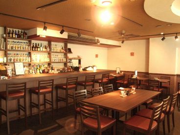 結 ゆい 泡盛カクテルと沖縄料理の雰囲気1
