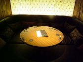 ふかふかソファーの個室です。6名様まで可