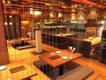 やまと 横浜ランドマーク店の雰囲気1