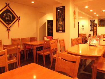 華龍飯店 神保町店の雰囲気1