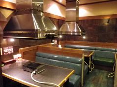 焼肉やすもり 本店の雰囲気1