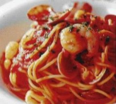 料理メニュー写真 たっぷり魚介のトマトソース