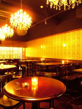 ビアバー BEER BAR 新世界 博多口店の雰囲気1