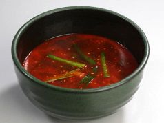 料理メニュー写真 ユッケジャンスープ
