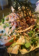 料理メニュー写真&nbsp;蒸し鶏と明太子のシーザースサラダ
