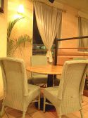 円卓☆会話が弾みますね♪