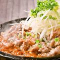 料理メニュー写真&nbsp;幻の逸品!!国産鶏せせりの石焼 ～仙台味噌ダレ～