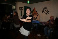 踊れるレストラン