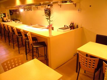 シハイニン 鉄板焼Dining SHIHAININの雰囲気1