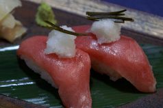 料理メニュー写真 中トロのにぎり(2貫)