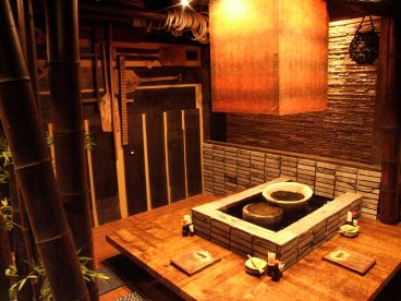 ひもの屋 新宿大ガード横の雰囲気1