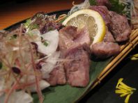 まぐろホホ肉の炙り