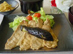 料理メニュー写真 生姜焼き膳