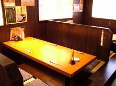 お子様連れでも安心のテーブル席
