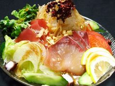 料理メニュー写真&nbsp;樽八サラダ（海鮮）
