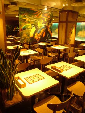 モクオラ MOKU OLA Dexee Diner ルミネエスト店の雰囲気1