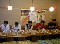 餃子の大食い大会開催♪
