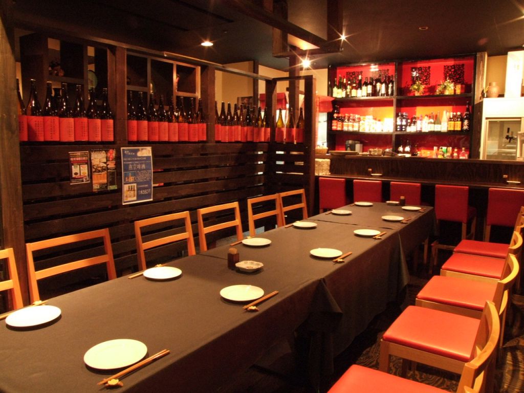 【店内】最大40名様までのご宴会が可能です。人気店ですのでお早目のご予約がオススメです♪