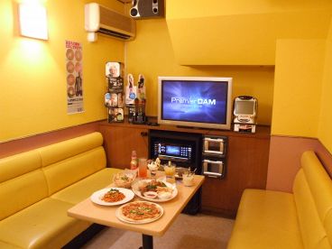 ビッグエコー BIG ECHO 神田パート2店 カラオケの雰囲気1