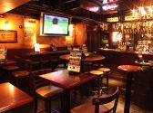 HUB ハブ 新宿西口大ガード店 の雰囲気2