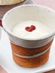 料理メニュー写真 とろける杏仁豆腐