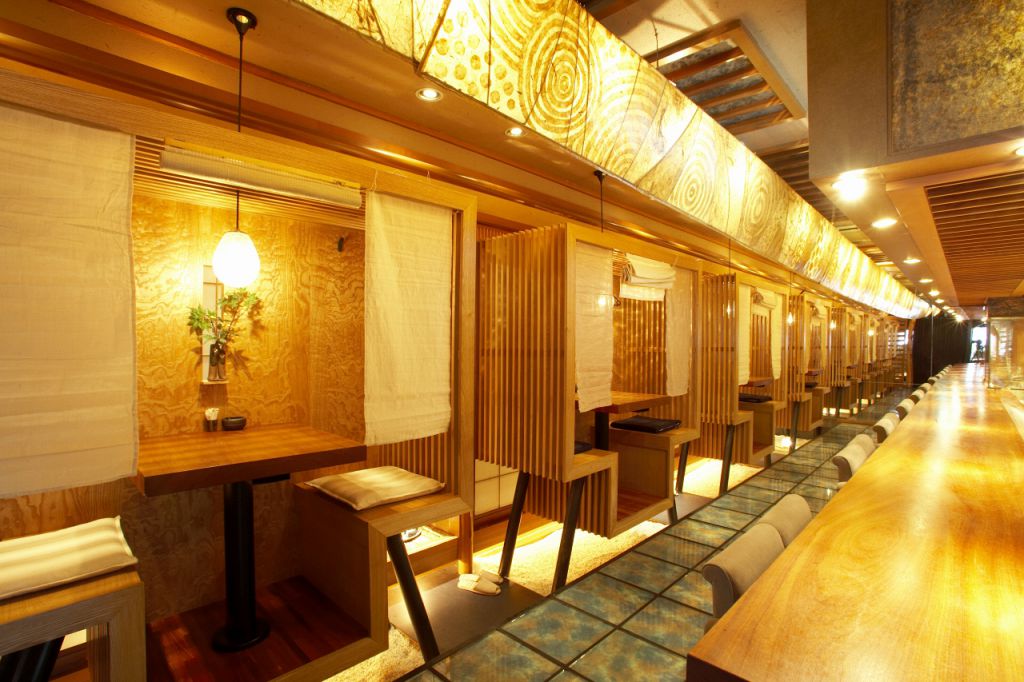 綺麗な店内は落ち着ける和の内装。