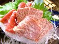 料理メニュー写真&nbsp;馬刺しと牛刺し盛り合わせ