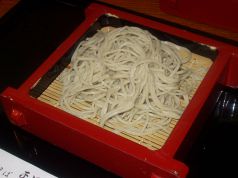 料理メニュー写真 せいろもり(白くて細打ちそば)二段/大盛り三段