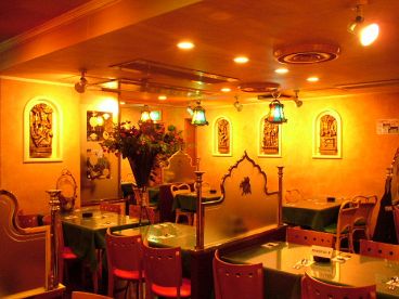 サムラート六本木店 インド料理の雰囲気1