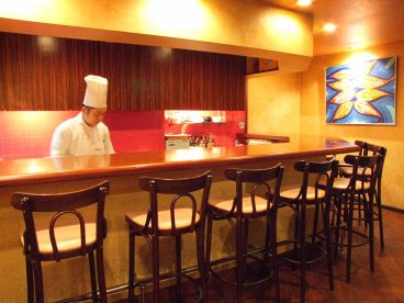 ザ クラブ THE 倶楽部 キュイジーヌの雰囲気1