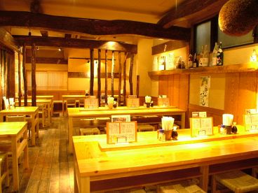 讃岐うどん 野らぼー 神田北口店の雰囲気1