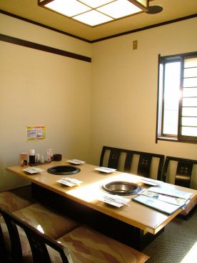 平城苑 一頭や 綾瀬店の雰囲気1