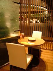 柿安 三尺三寸箸 横浜ベイクォーター店の雰囲気3