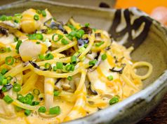 料理メニュー写真 ☆4位☆ 貝柱ときのこいっぱいのウニクリームソース