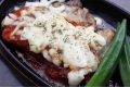 料理メニュー写真&nbsp;若鶏の炭火焼き　～トマトチリソース仕立て～